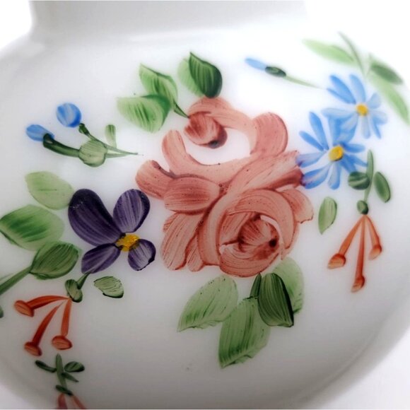 Vintage MCM Milk Glass Hand Painted Floral Ball Vase Gold Trim Ribbed Neck - Picture 4 of 7
